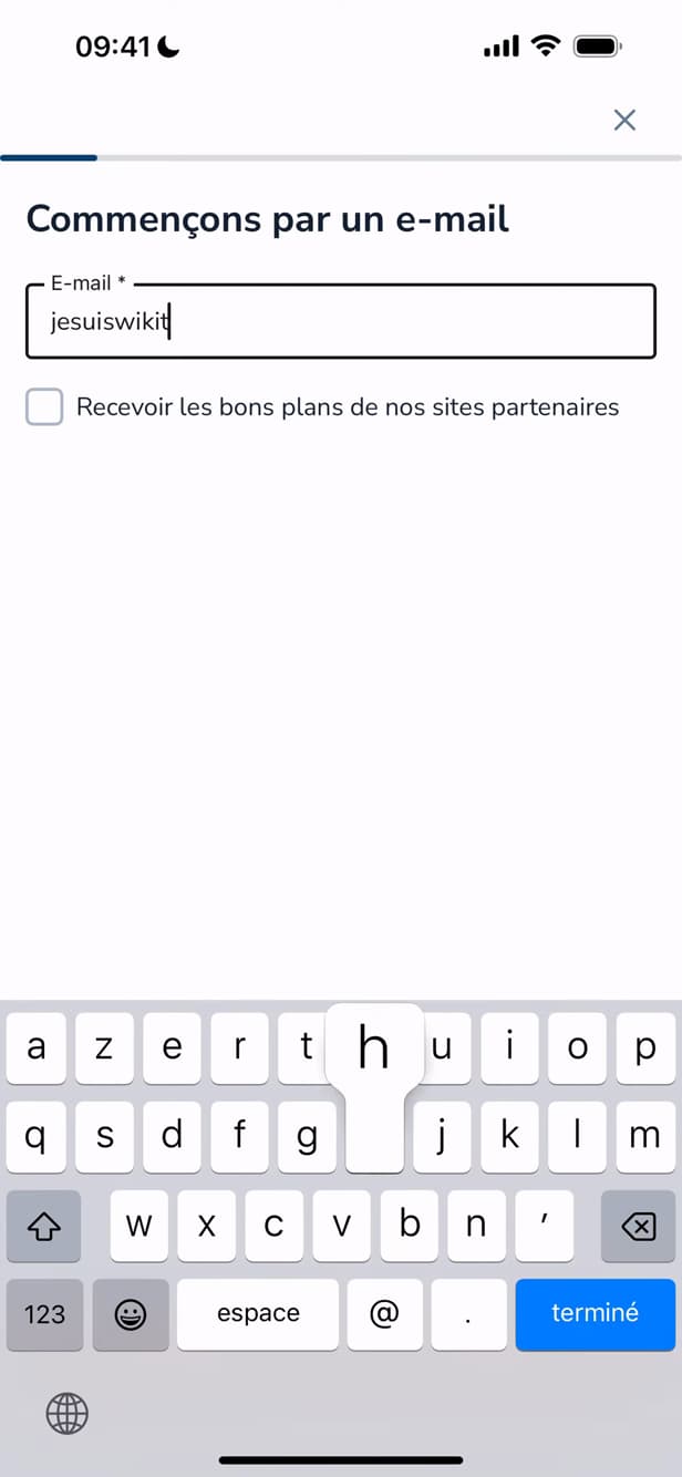 Écran de création de compte Leboncoin demandant l'adresse e-mail