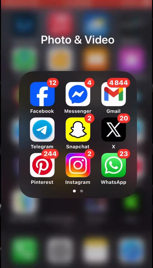 Icône de l'application Facebook sur l'écran d'accueil d'un téléphone