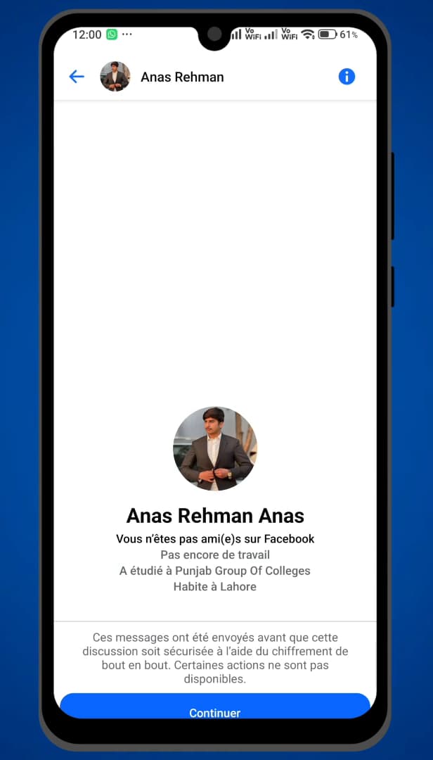 Profil d'un contact Messenger avec l'option pour retirer la restriction