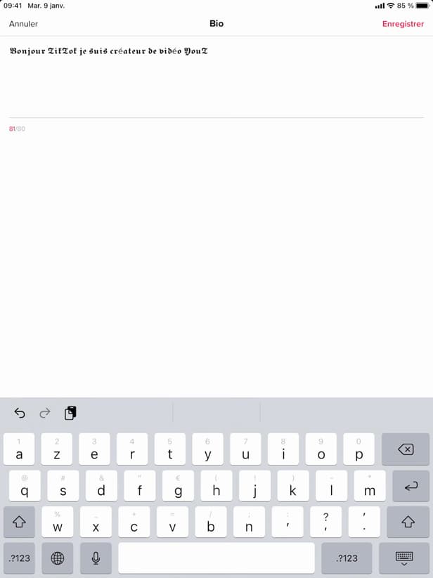Collage du texte stylé dans la bio TikTok